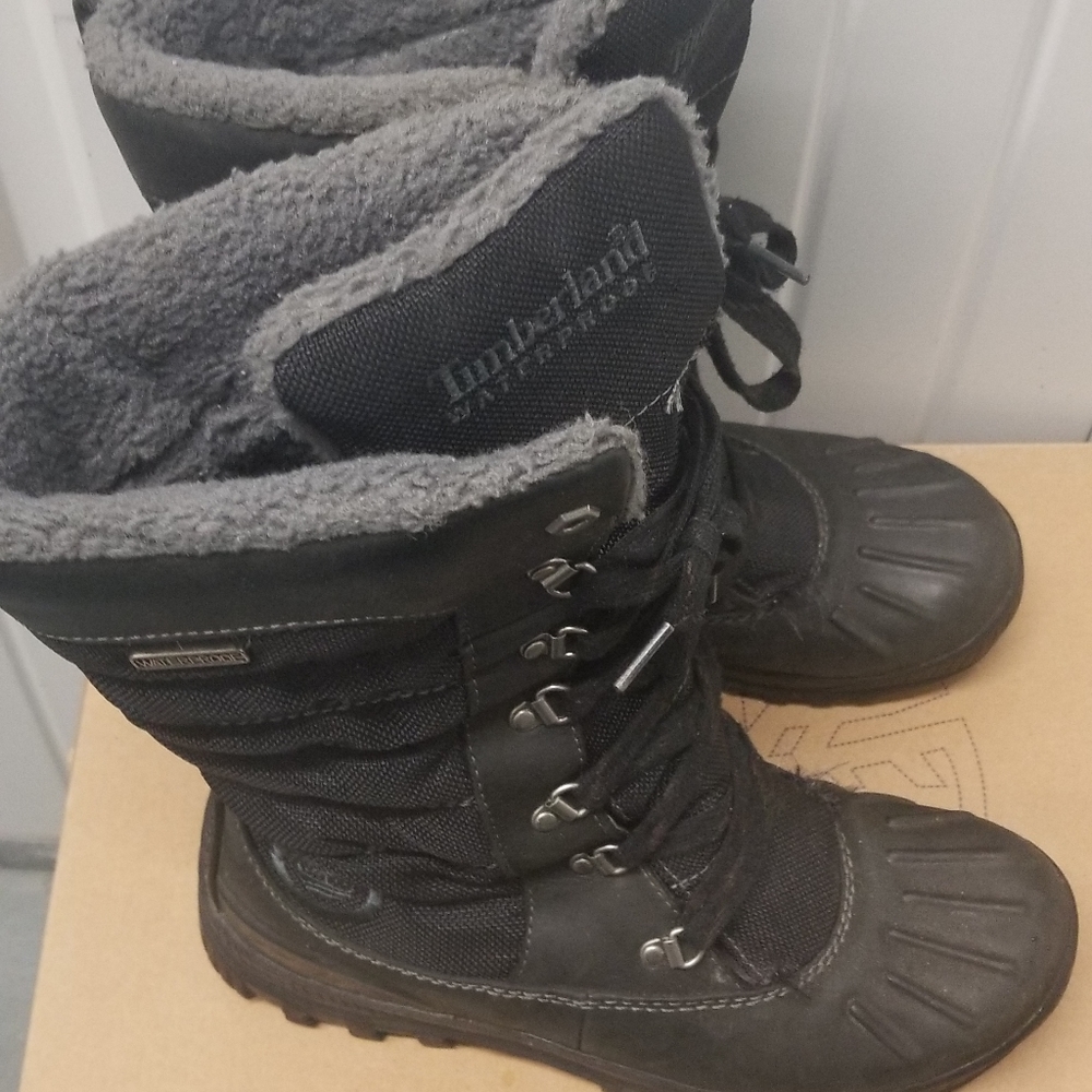 Boots - Picture 5 of 8
